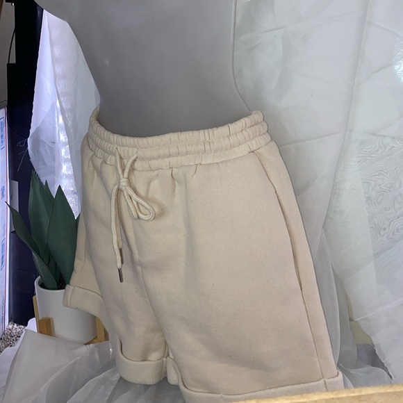 Nova Sport Shorts - Picture 3 of 6